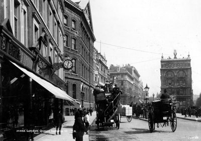 Queen Victoria Street, London, ca. 1891 von English Photographer